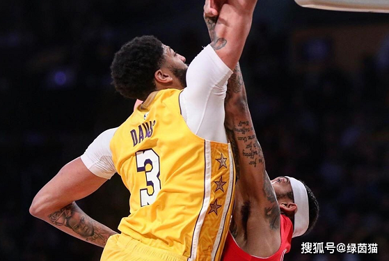 包含里程碑夜！新疆广汇造点机会，中超转会期刷纪录，气氛紧张，训练强度明显提升的词条-开云中国官网